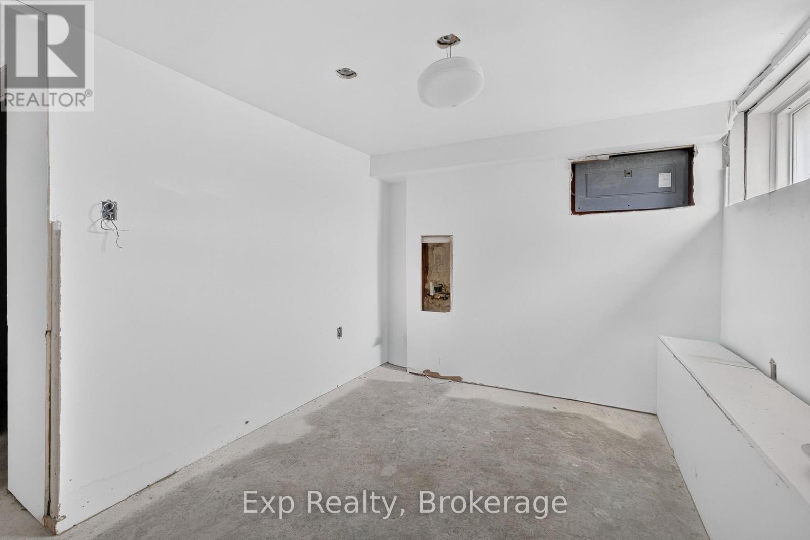 15 Redden Street, Kingston, Ontario  K7M 4K9 - Photo 27 - X13493440