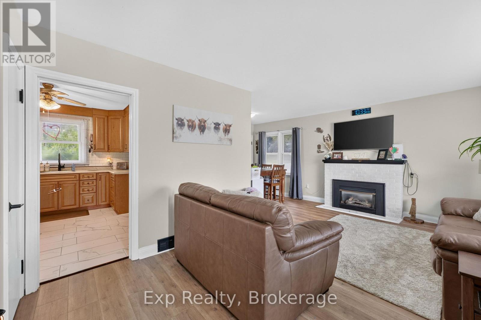 15 Redden Street, Kingston, Ontario  K7M 4K9 - Photo 4 - X13493440