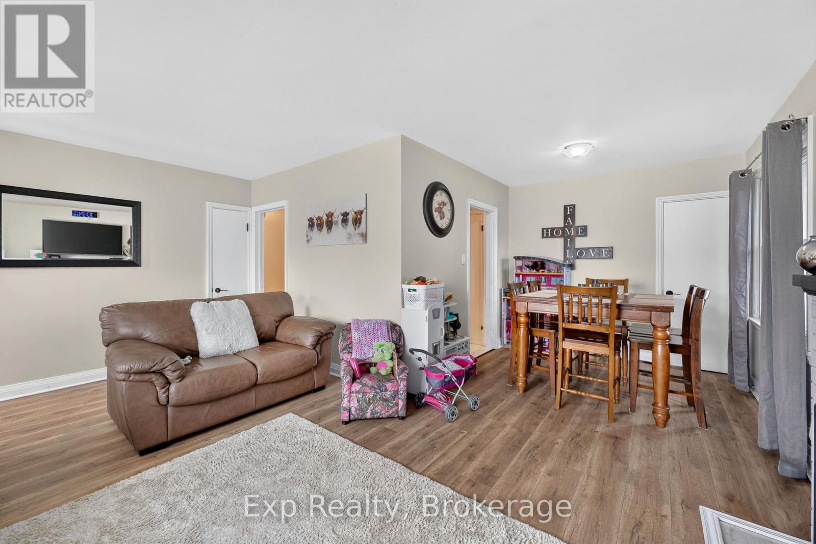 15 Redden Street, Kingston, Ontario  K7M 4K9 - Photo 7 - X13493440