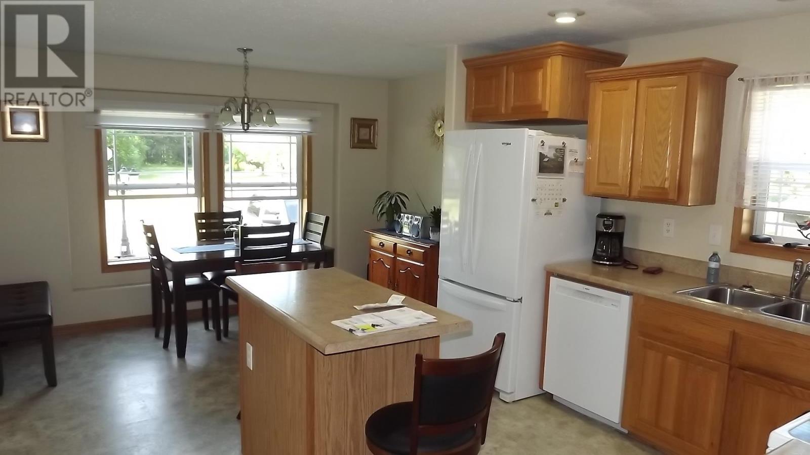 19 Pinewood St, Massey, Ontario  P0P 1P0 - Photo 16 - SM262119