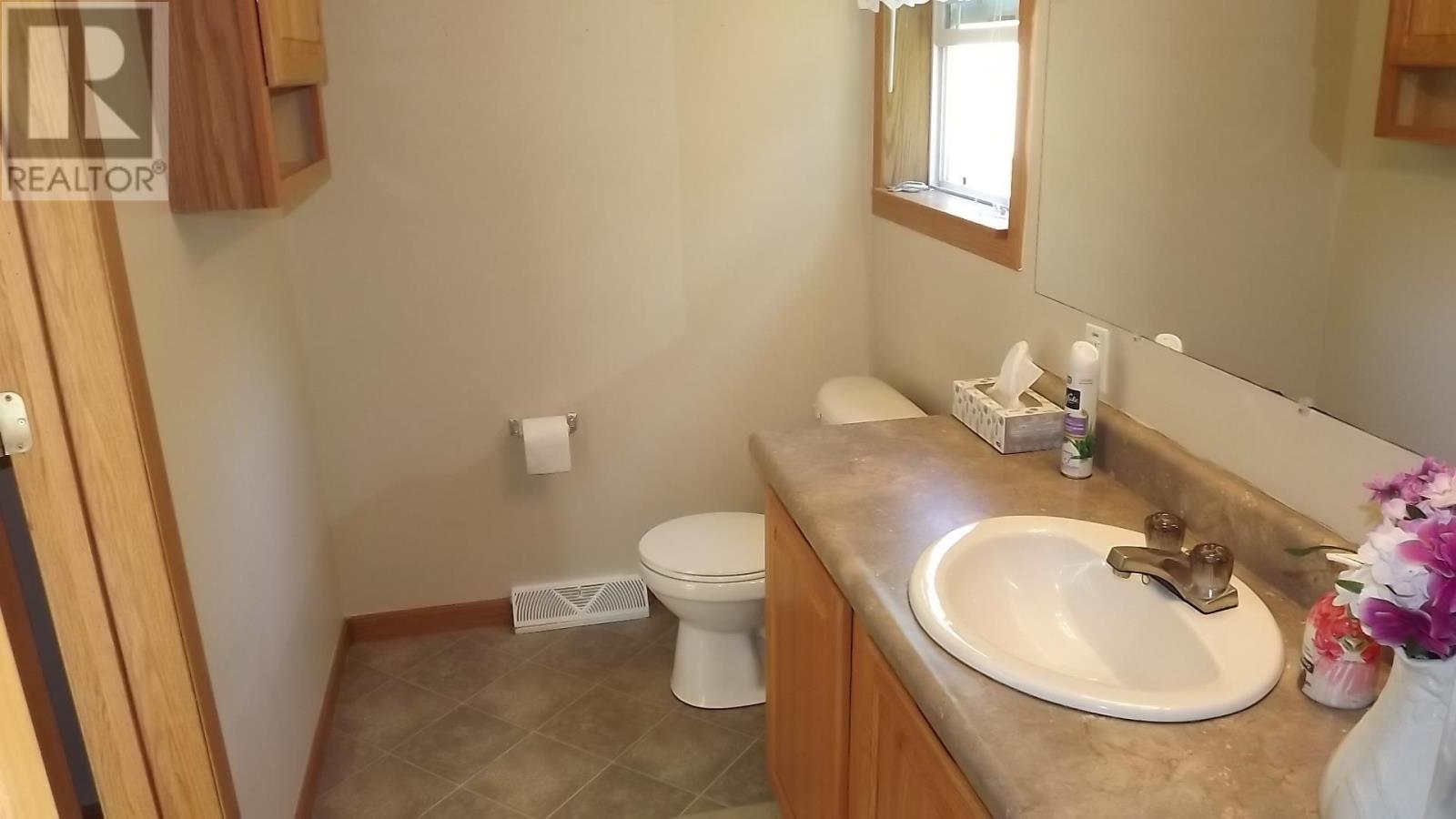 19 Pinewood St, Massey, Ontario  P0P 1P0 - Photo 28 - SM262119