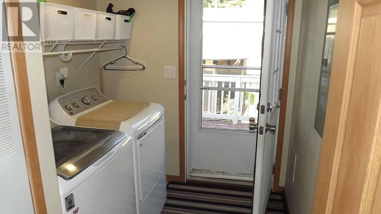 19 Pinewood St, Massey, Ontario  P0P 1P0 - Photo 33 - SM262119