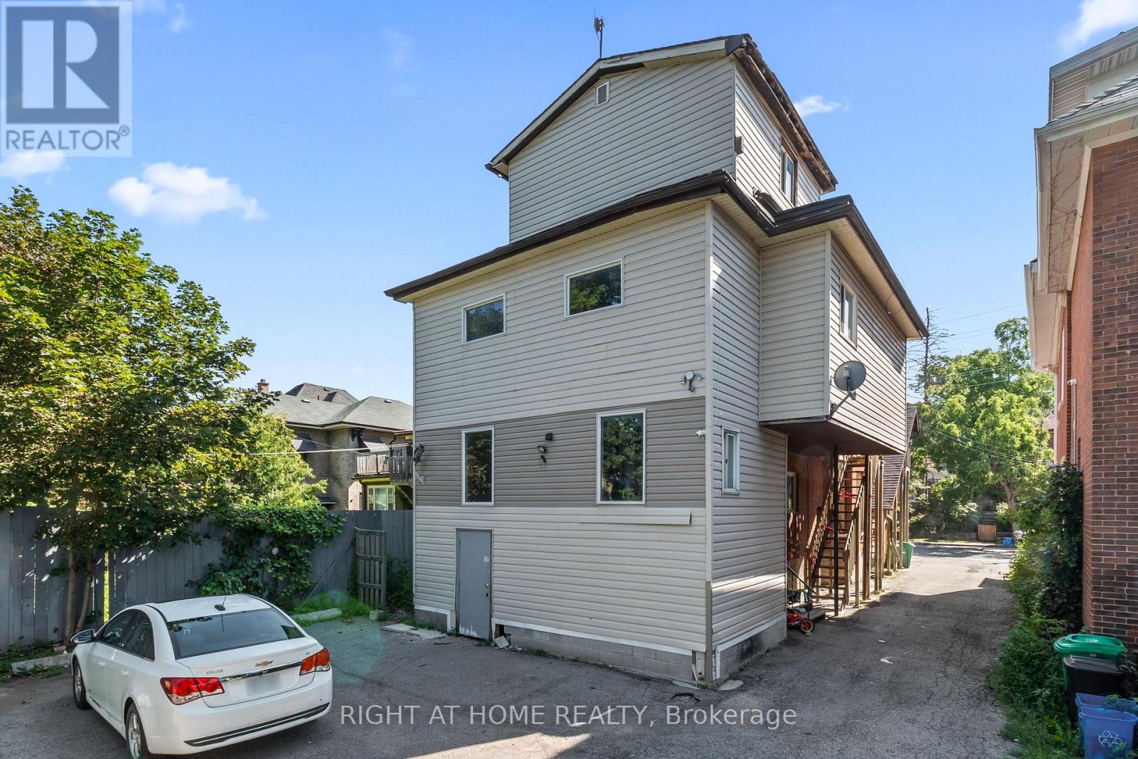 541 Aylmer Street N, Peterborough, Ontario K9H 3W6 - Photo 5 - X13579728
