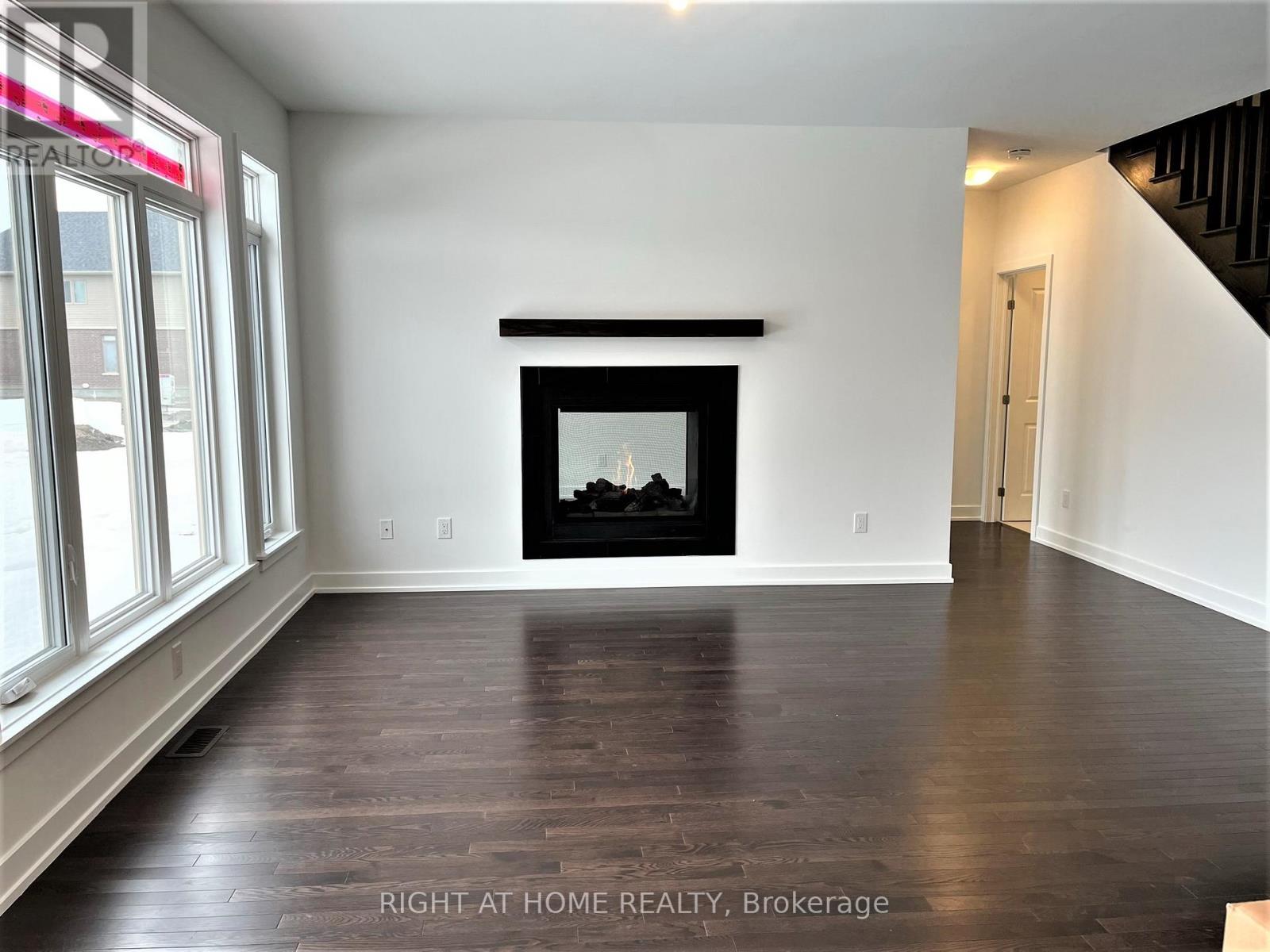 902 Duxbury Lane, Ottawa, Ontario  K4M 0M3 - Photo 11 - X13535776