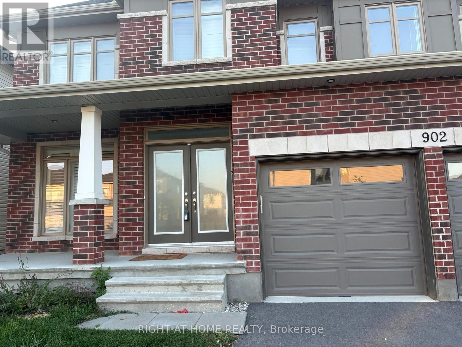 902 Duxbury Lane, Ottawa, Ontario  K4M 0M3 - Photo 2 - X13535776