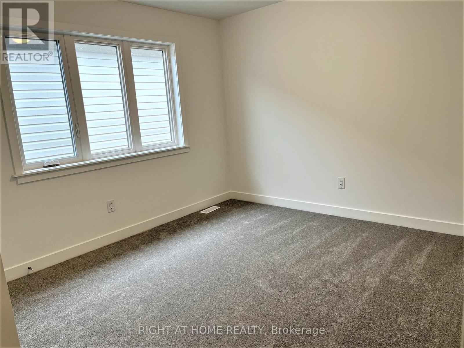 902 Duxbury Lane, Ottawa, Ontario  K4M 0M3 - Photo 24 - X13535776