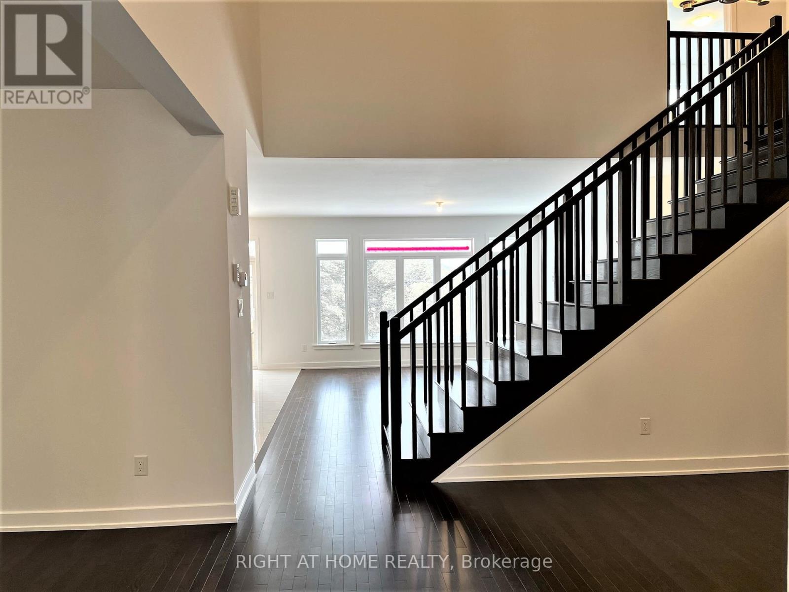 902 Duxbury Lane, Ottawa, Ontario  K4M 0M3 - Photo 6 - X13535776