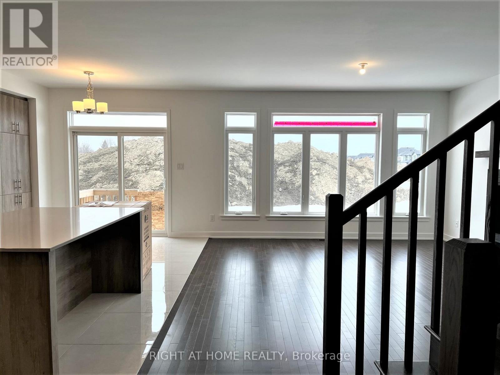 902 Duxbury Lane, Ottawa, Ontario  K4M 0M3 - Photo 9 - X13535776