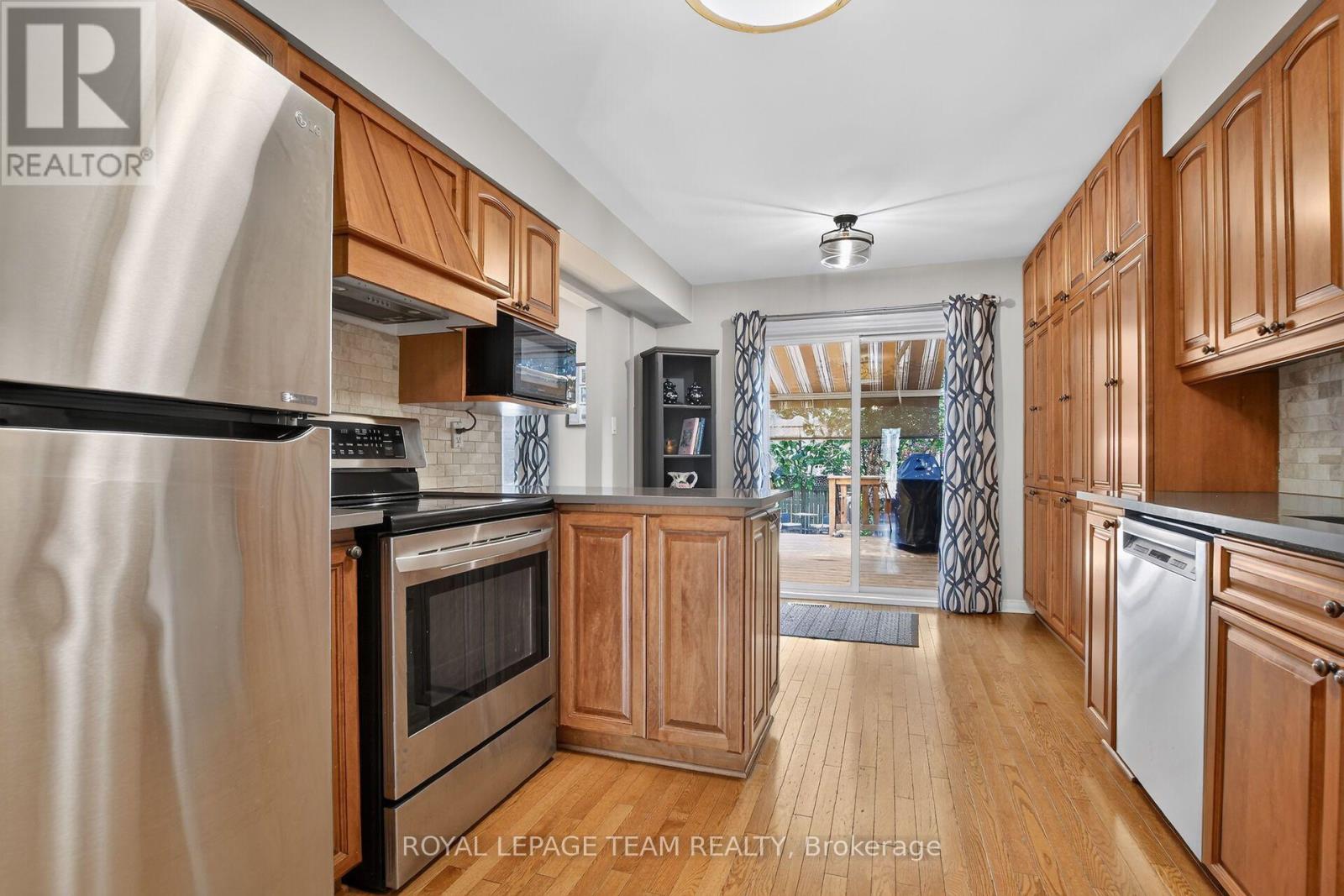 3 Hepburn Court, Ottawa, Ontario  K2L 3Z3 - Photo 11 - X13567932