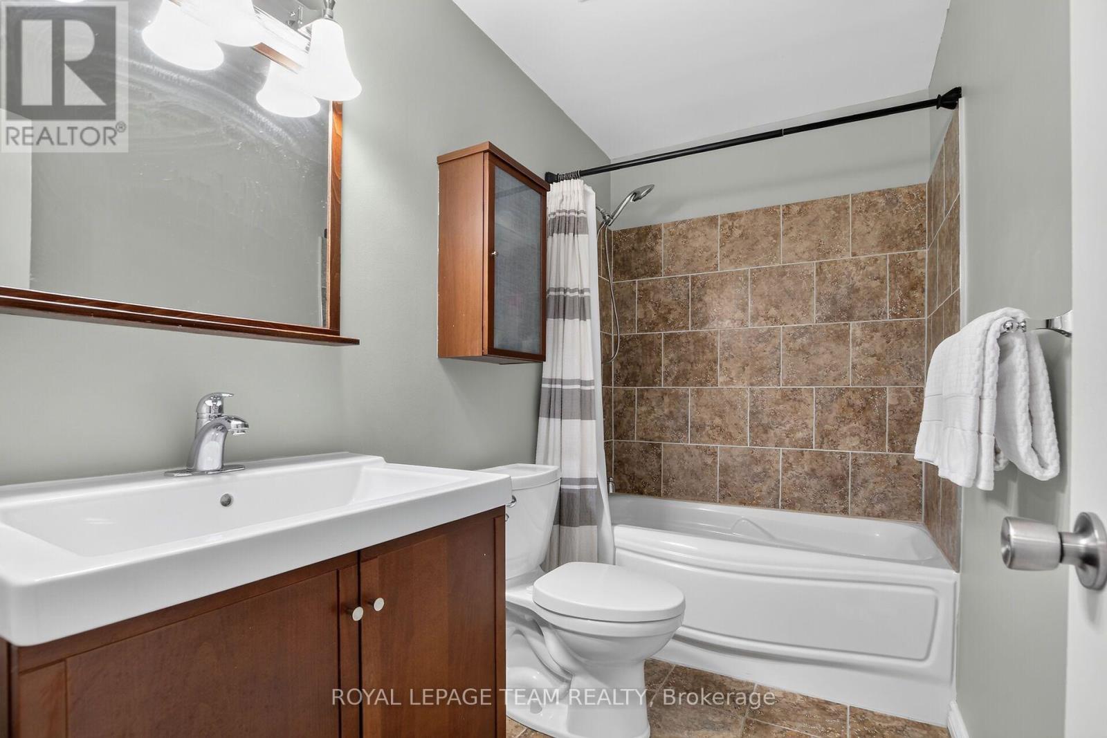 3 Hepburn Court, Ottawa, Ontario  K2L 3Z3 - Photo 26 - X13567932