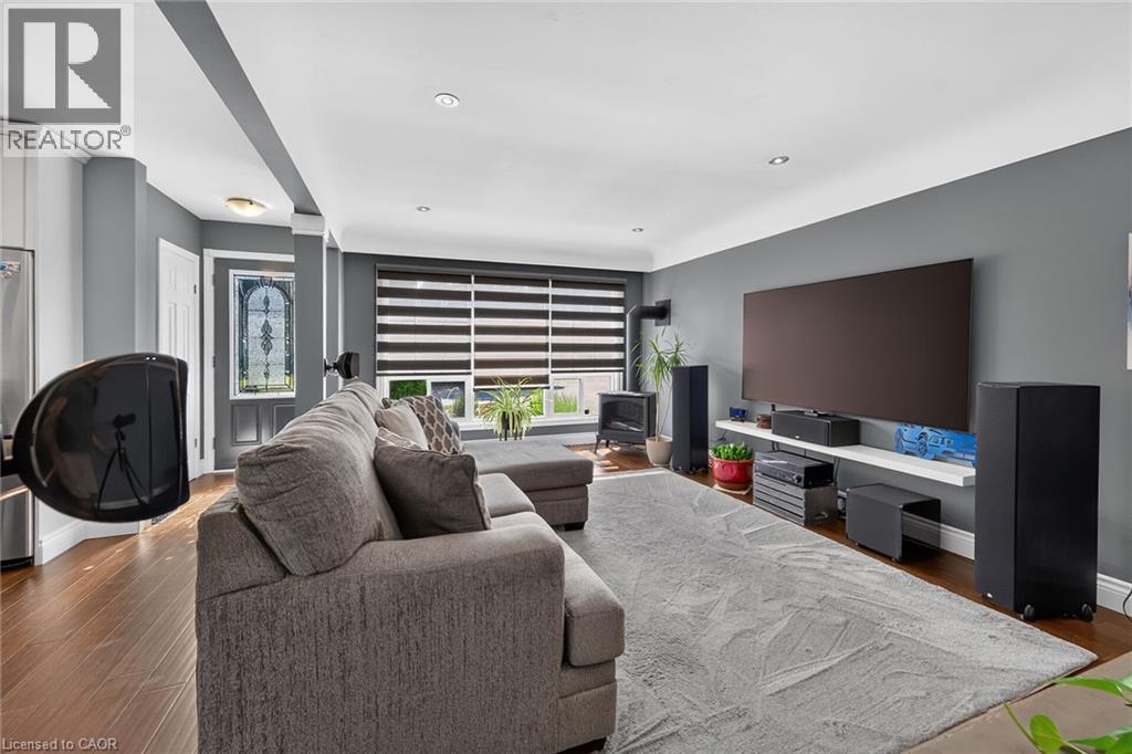 386 Upper Kenilworth Avenue, Hamilton, Ontario  L8T 4G5 - Photo 9 - 40852272