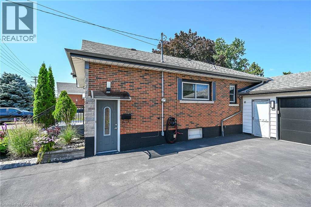 386 Upper Kenilworth Avenue, Hamilton, Ontario  L8T 4G5 - Photo 3 - 40852272