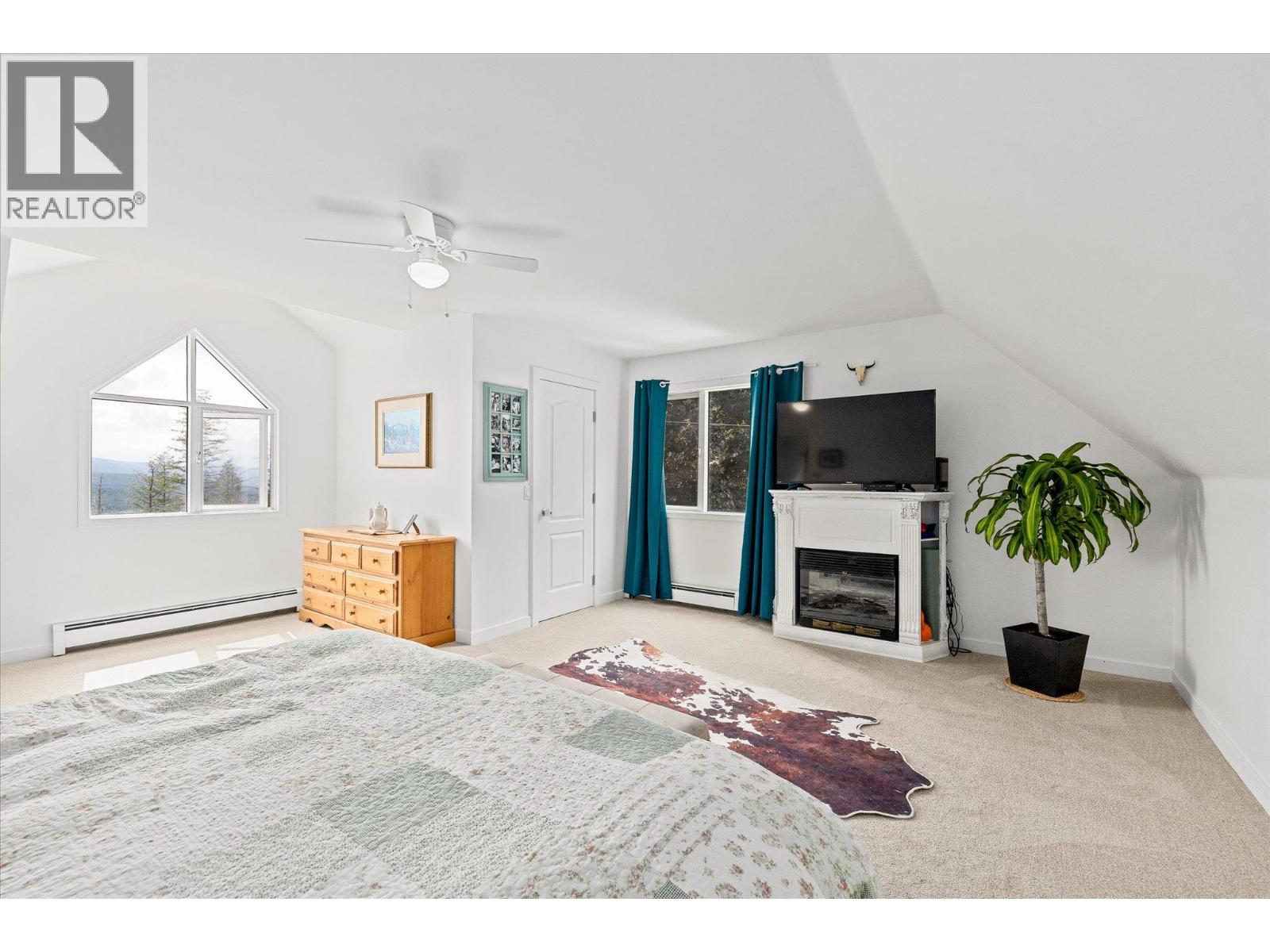 1957 Huckleberry Road, Kelowna, British Columbia  V1X 4K4 - Photo 30 - 10390218