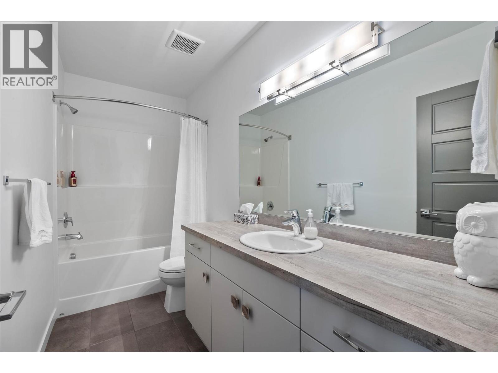 1323 Kinross Place Unit# 107, Kamloops, British Columbia  V1S 0E4 - Photo 25 - 10393454