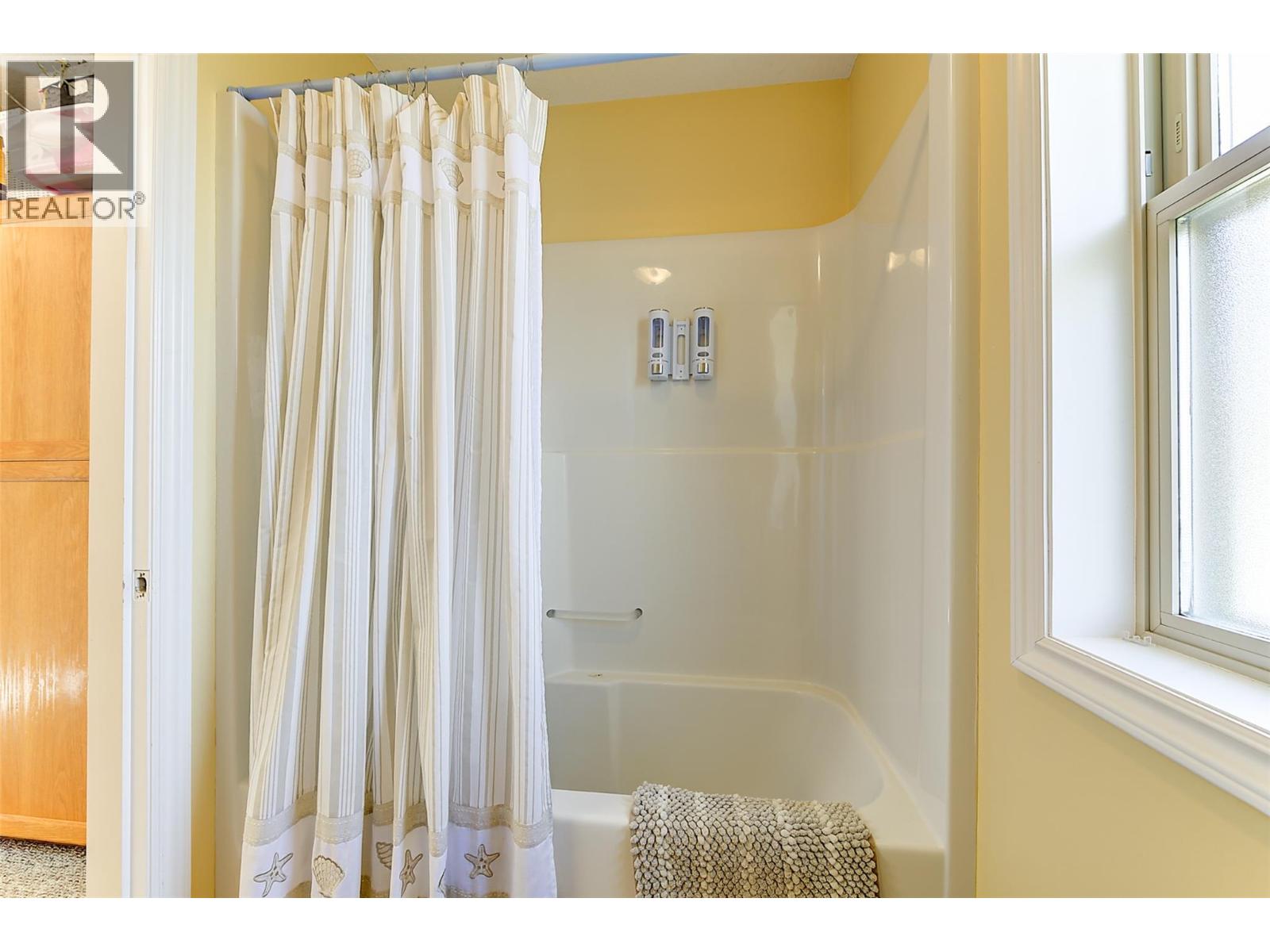 16490 Commonage Road, Lake Country, British Columbia  V4V 1B3 - Photo 35 - 10392224