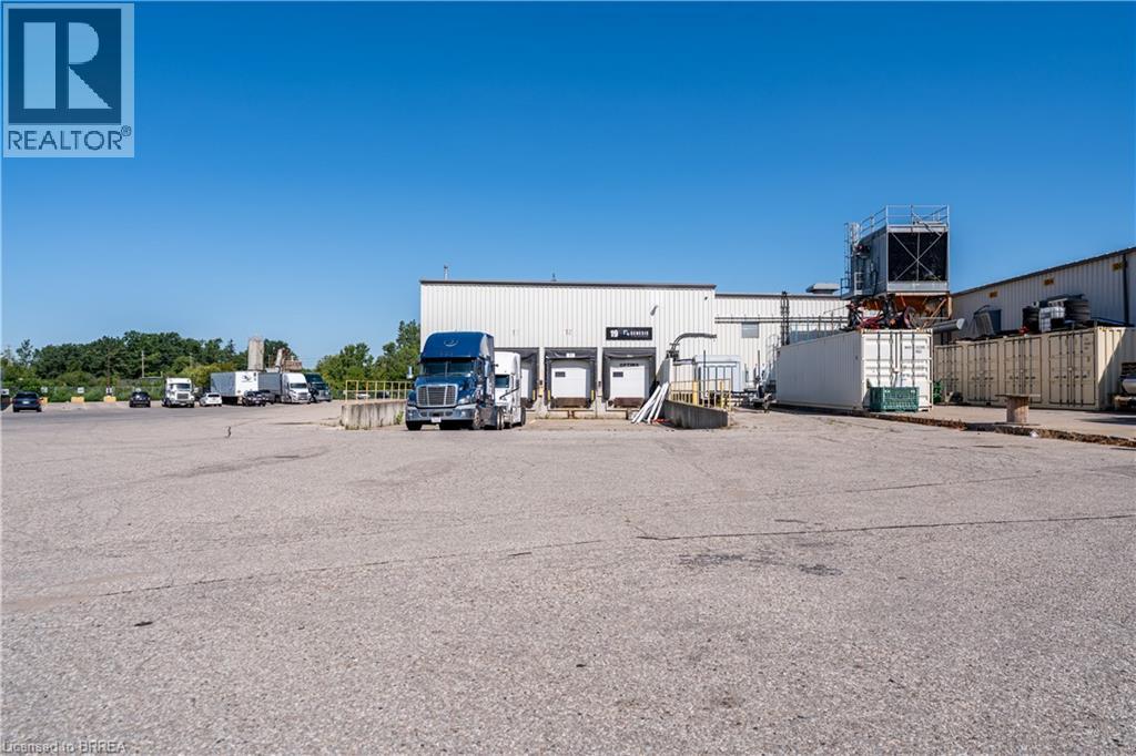 Unit 1&2, 75 Plant Farm Boulevard Unit# 1 & 2, Brantford, Ontario  N3S 7W3 - Photo 24 - 40853154