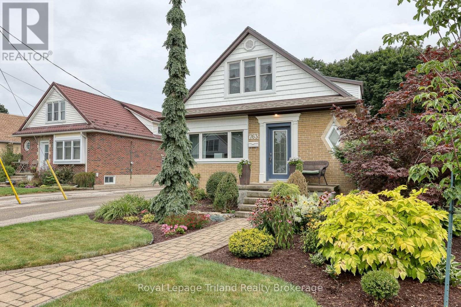 763 WILTON CRESCENT, Woodstock, Ontario