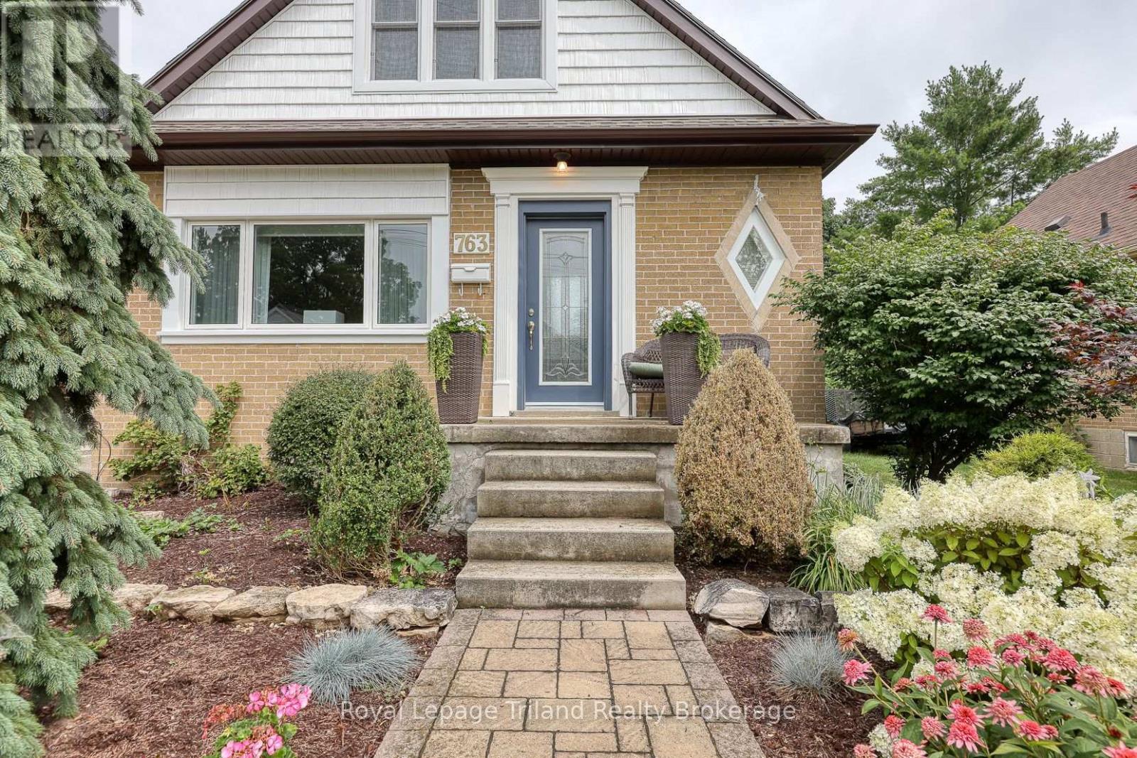 763 Wilton Crescent, Woodstock, Ontario  N4S 7H4 - Photo 4 - X13657754