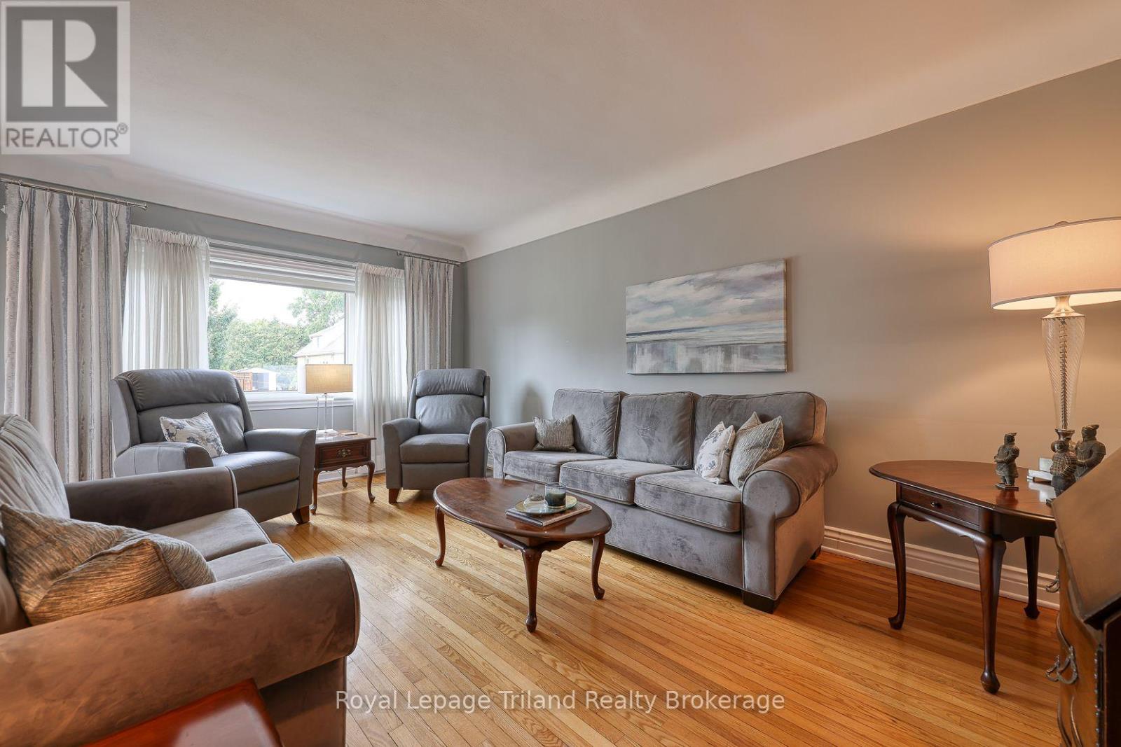 763 Wilton Crescent, Woodstock, Ontario  N4S 7H4 - Photo 6 - X13657754