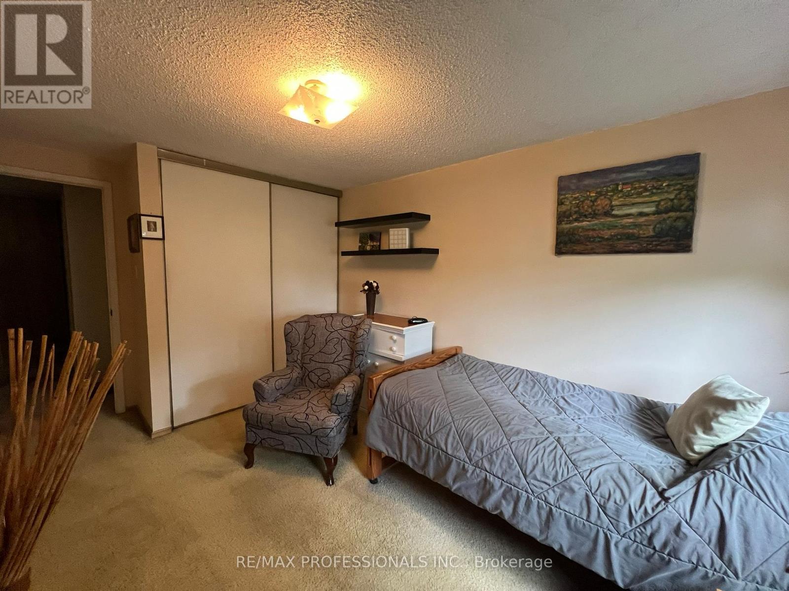 #2 - 3345 Silverado Drive, Mississauga, Ontario  L5A 2V1 - Photo 11 - W13511574