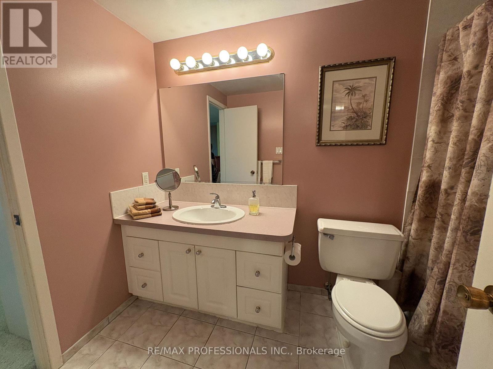 #2 - 3345 Silverado Drive, Mississauga, Ontario  L5A 2V1 - Photo 13 - W13511574