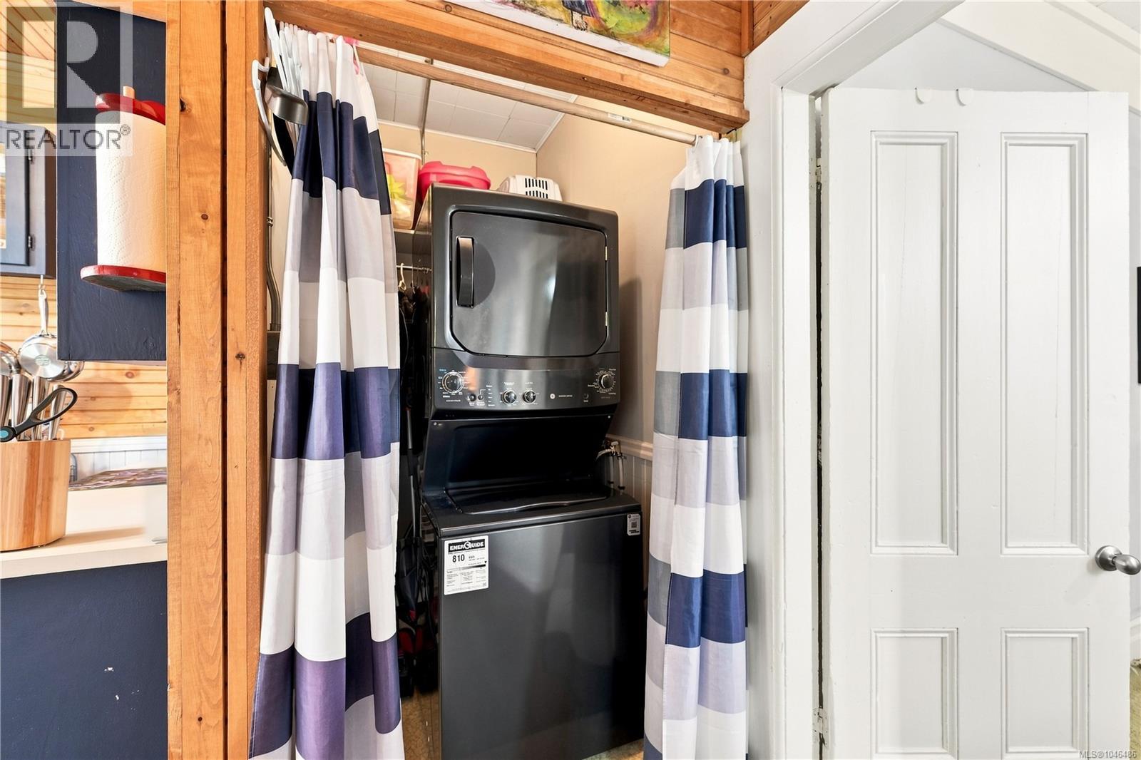 1272 Centre Rd, Victoria, British Columbia  V8T 1K3 - Photo 15 - 1046486