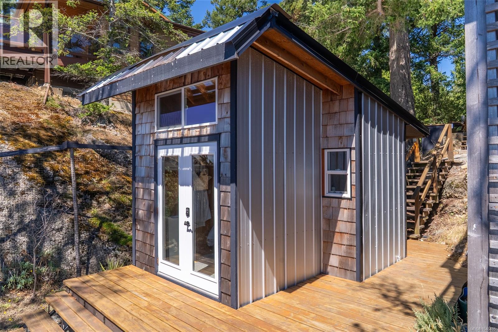 7918 Swanson View Dr, Pender Island, British Columbia  V0N 2M2 - Photo 44 - 1046405