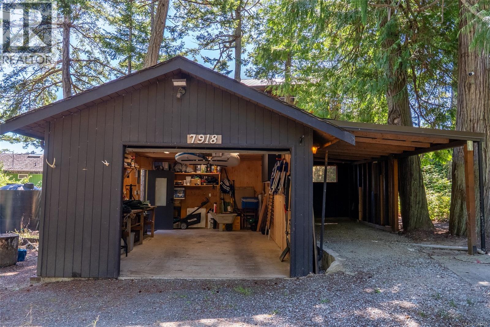 7918 Swanson View Dr, Pender Island, British Columbia  V0N 2M2 - Photo 59 - 1046405