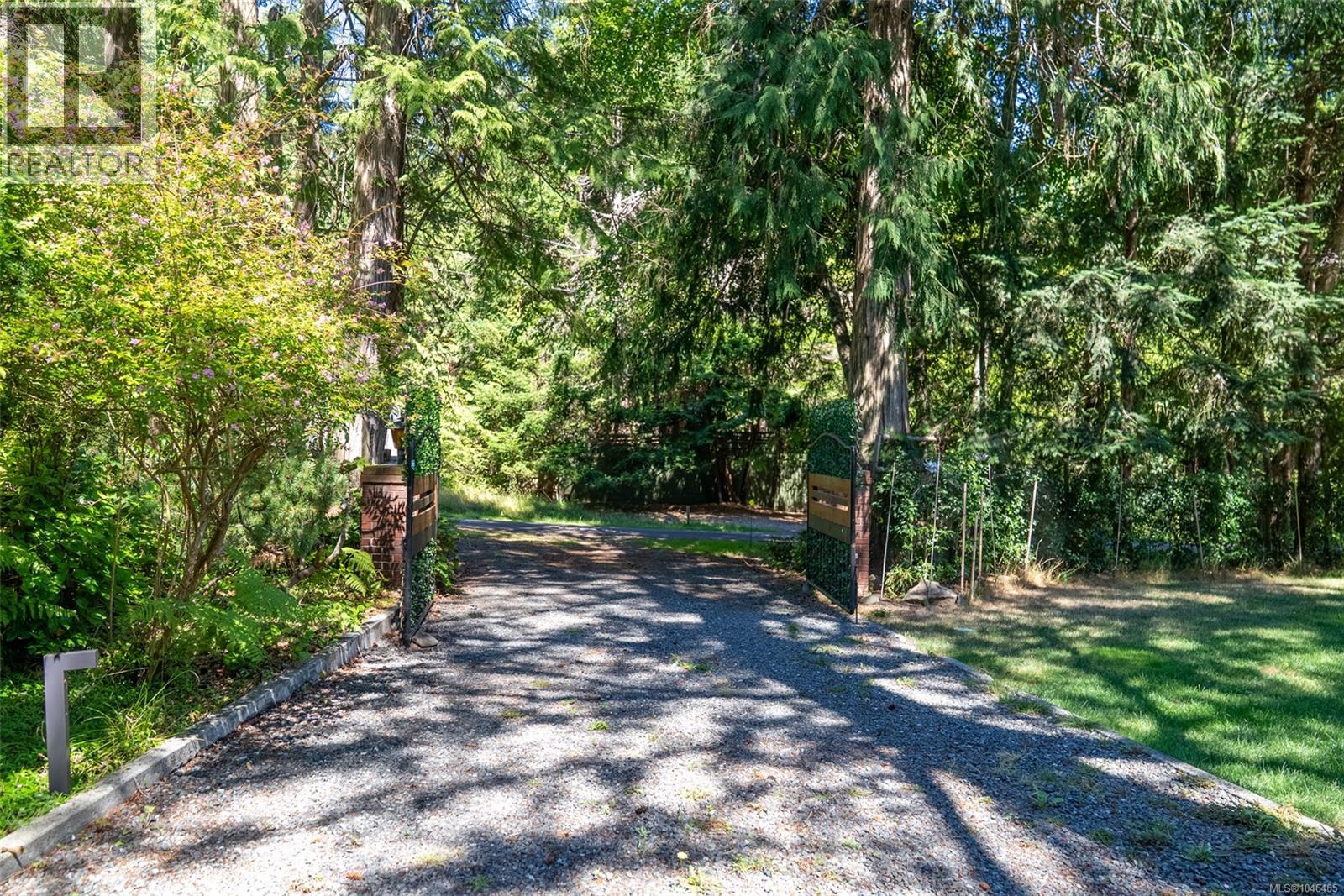 7918 Swanson View Dr, Pender Island, British Columbia  V0N 2M2 - Photo 65 - 1046405