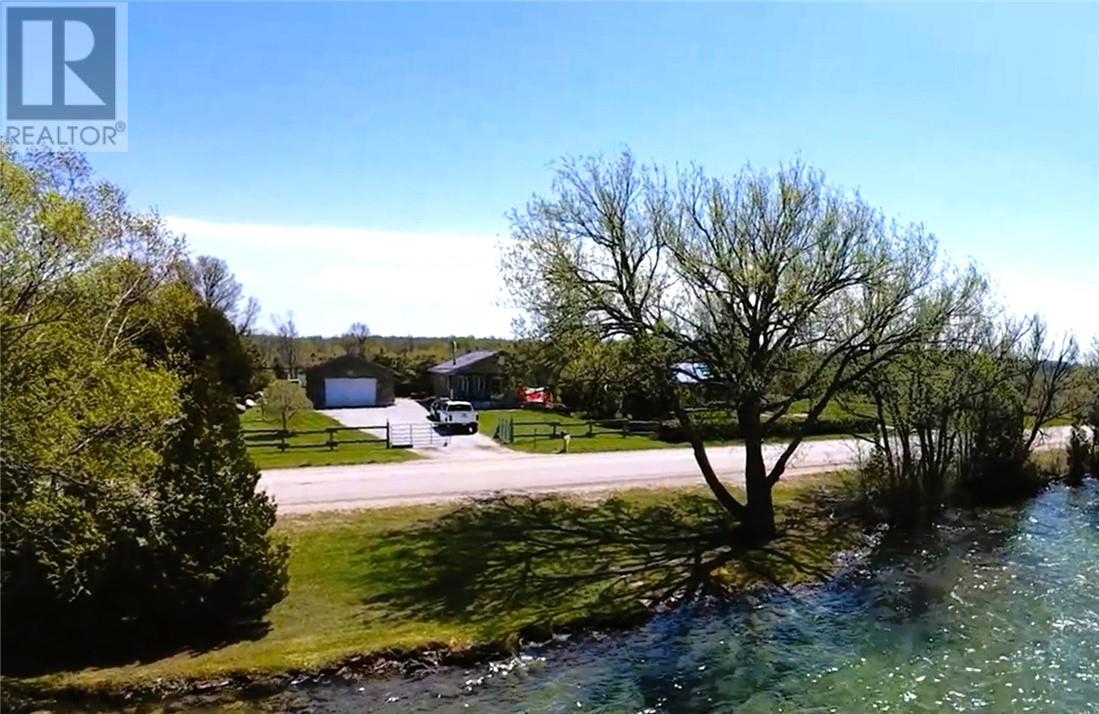 7225 Hwy 542, Mindemoya, Ontario  P0P 1S0 - Photo 4 - 2127946