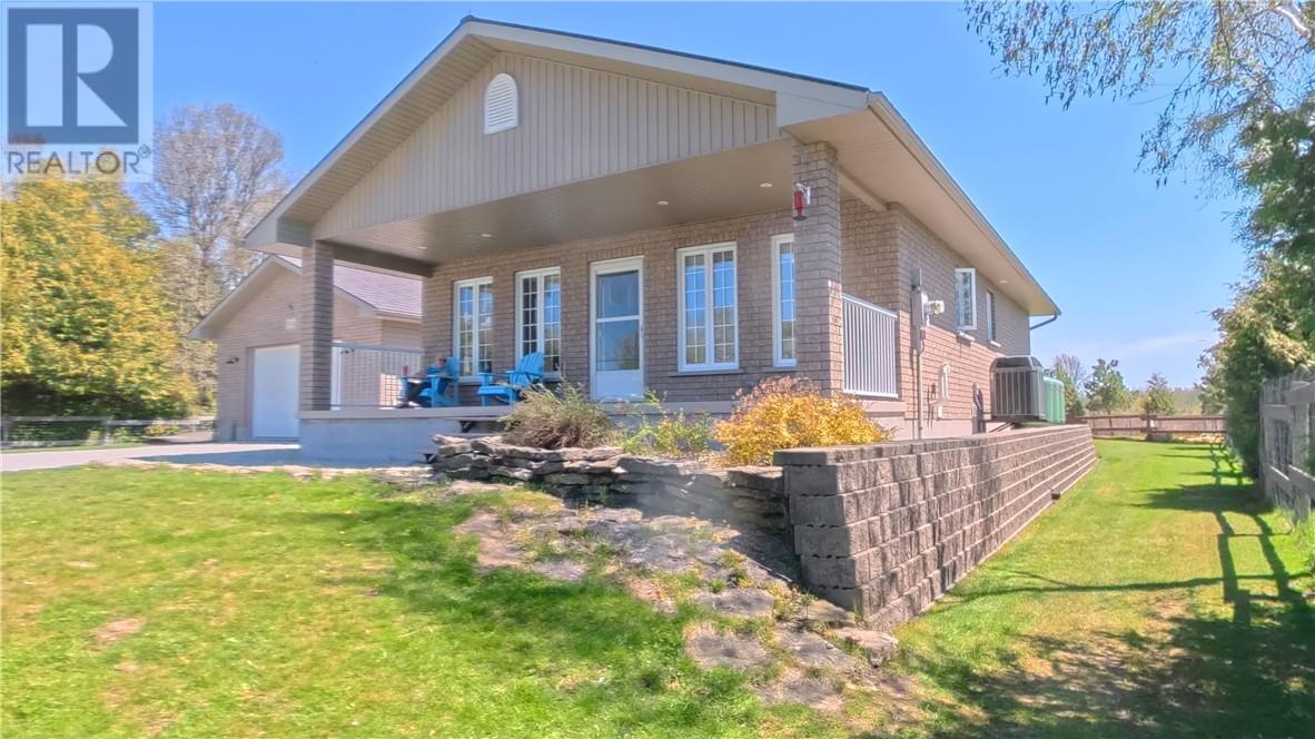 7225 Hwy 542, Mindemoya, Ontario  P0P 1S0 - Photo 5 - 2127946