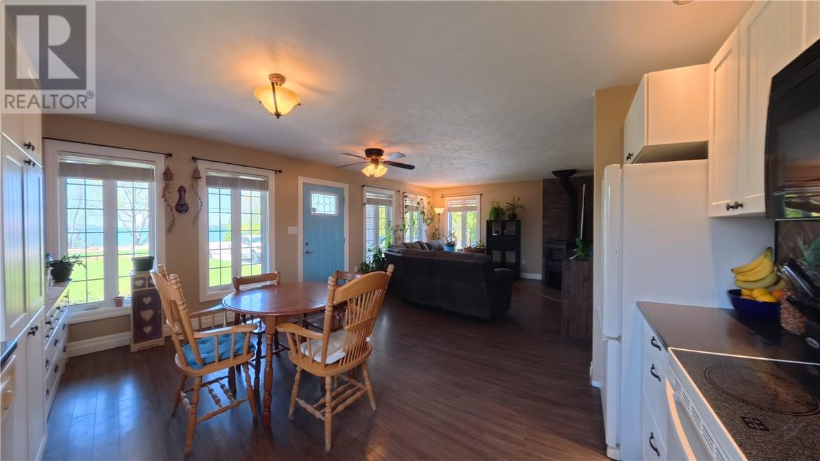 7225 Hwy 542, Mindemoya, Ontario  P0P 1S0 - Photo 8 - 2127946