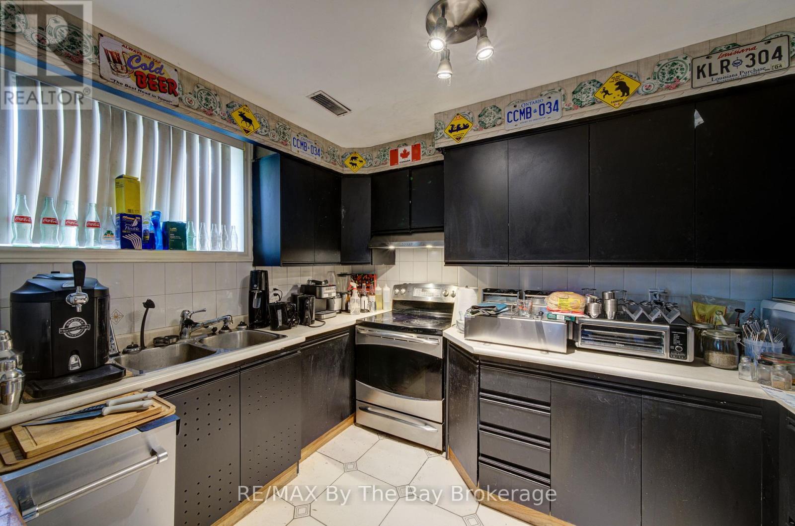 32 1st Lane, Wasaga Beach, Ontario  L9Z 2G3 - Photo 19 - S13657638