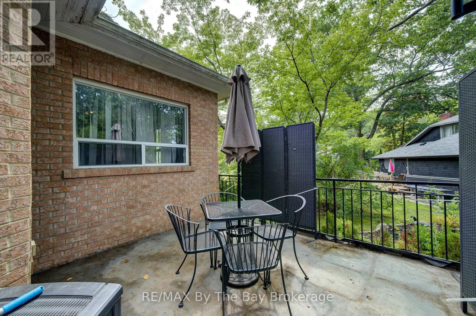 32 1st Lane, Wasaga Beach, Ontario  L9Z 2G3 - Photo 25 - S13657638