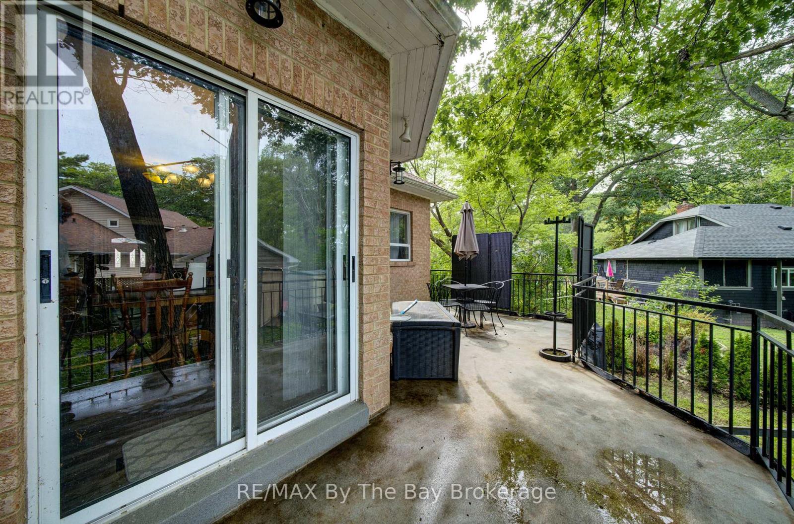 32 1st Lane, Wasaga Beach, Ontario  L9Z 2G3 - Photo 26 - S13657638