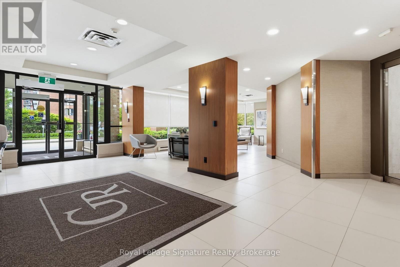 1407 - 1276 Maple Crossing Boulevard, Burlington (Brant), Ontario  L7S 2J9 - Photo 2 - W13657640