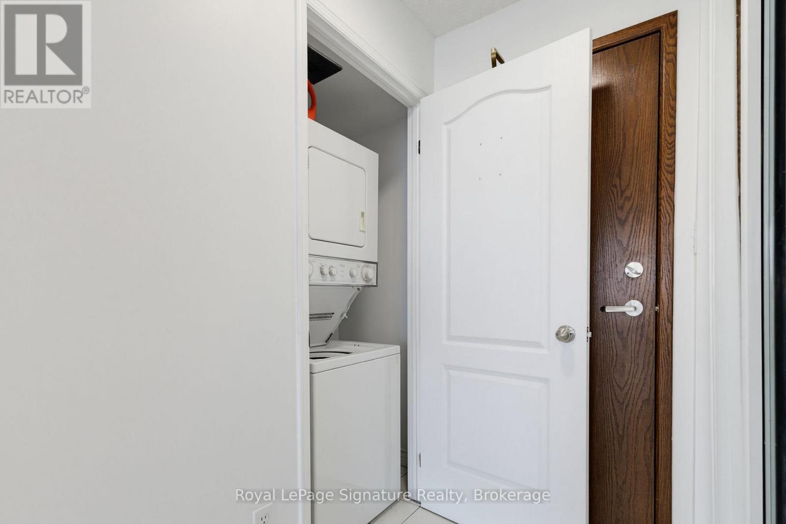 1407 - 1276 Maple Crossing Boulevard, Burlington (Brant), Ontario  L7S 2J9 - Photo 22 - W13657640