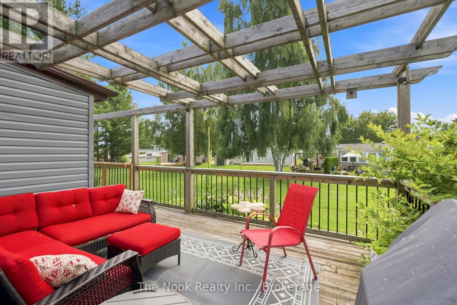 7 Pineridge Crescent, Clarington, Ontario  L1B 1B9 - Photo 23 - E13657650