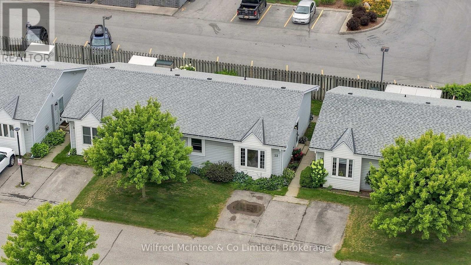 12 - 303 Waterloo Street, Saugeen Shores, Ontario  N0H 2C1 - Photo 1 - X13657498
