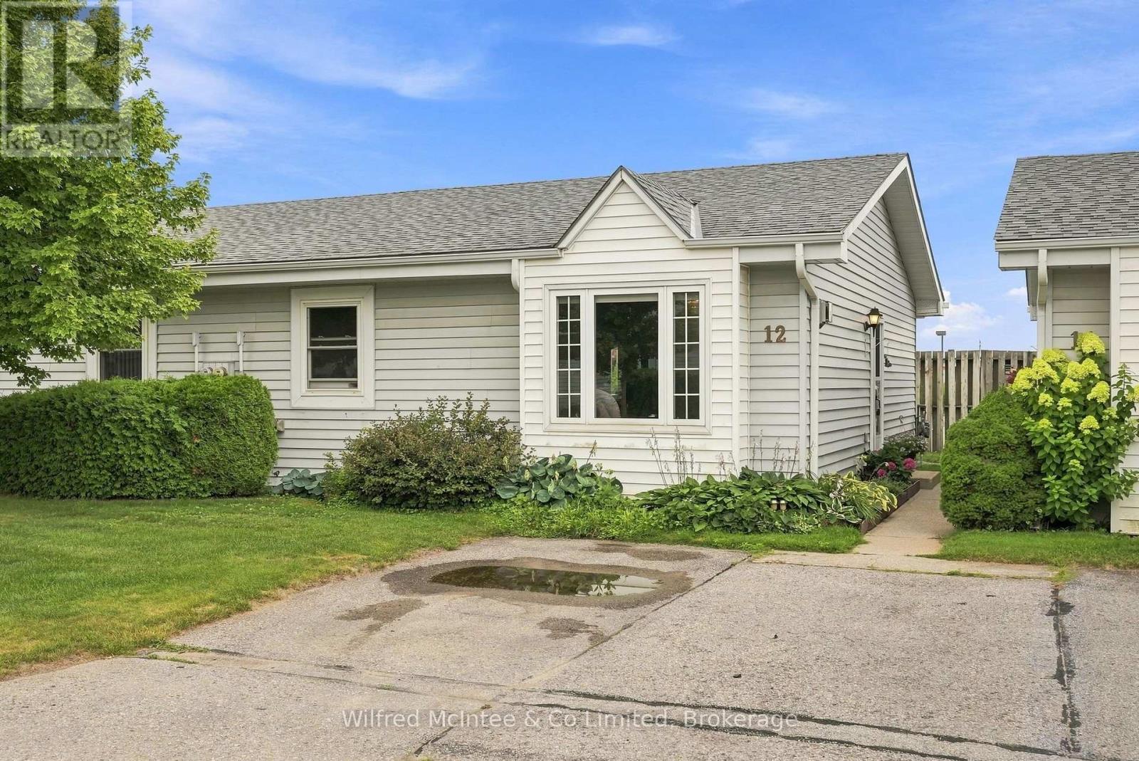 12 - 303 Waterloo Street, Saugeen Shores, Ontario  N0H 2C1 - Photo 2 - X13657498