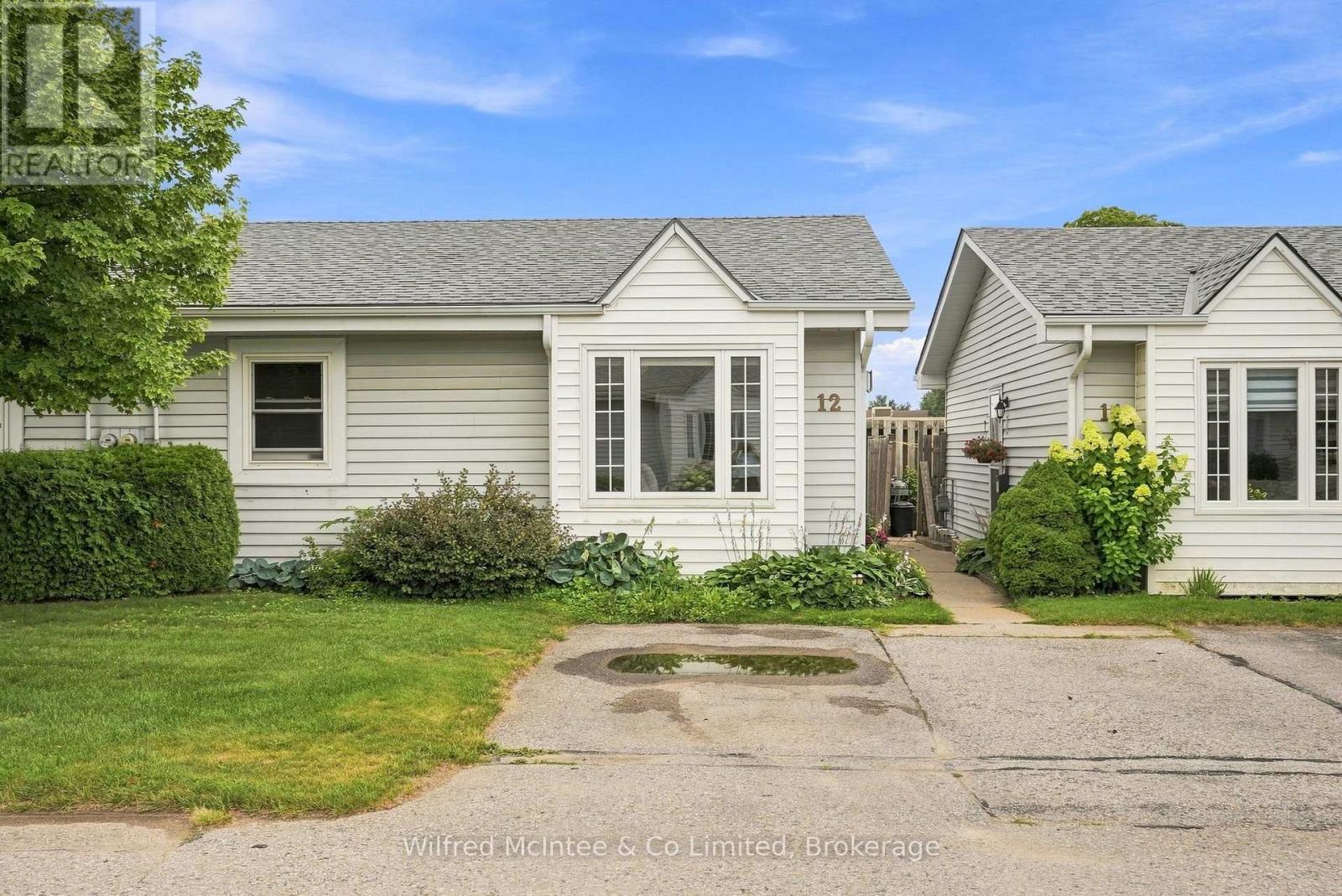 12 - 303 Waterloo Street, Saugeen Shores, Ontario  N0H 2C1 - Photo 3 - X13657498