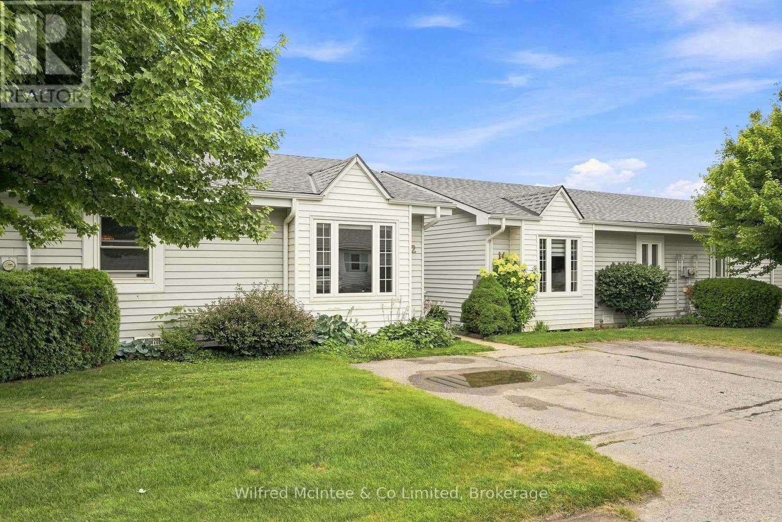 12 - 303 Waterloo Street, Saugeen Shores, Ontario  N0H 2C1 - Photo 4 - X13657498