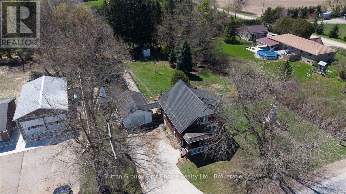 1801 Perth Road 139 Rr 6 Road, Perth South, Ontario  N4X 1C8 - Photo 1 - X13657534