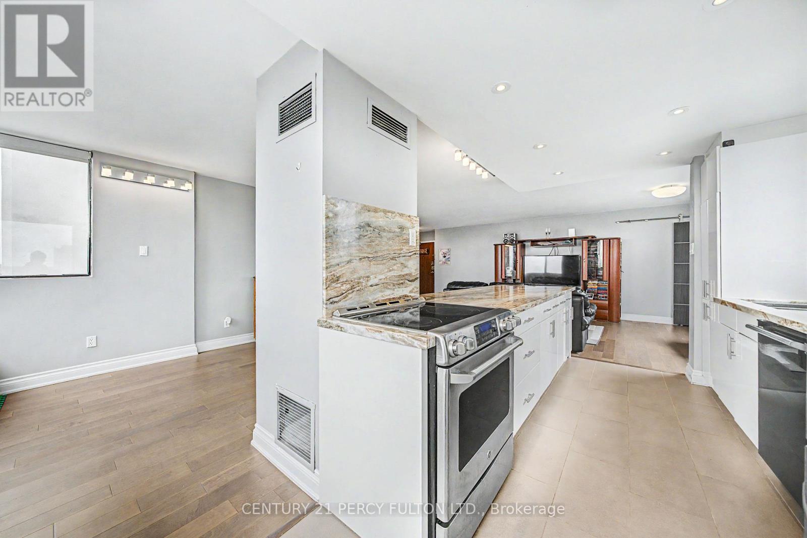 1003 - 133 Torresdale Avenue W, Toronto, Ontario  M2R 3T2 - Photo 10 - C13657580
