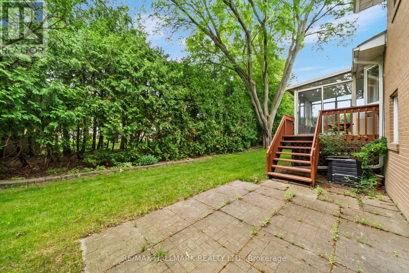17 Greenyards Drive, Toronto, Ontario  M2M 2R7 - Photo 40 - C13657590