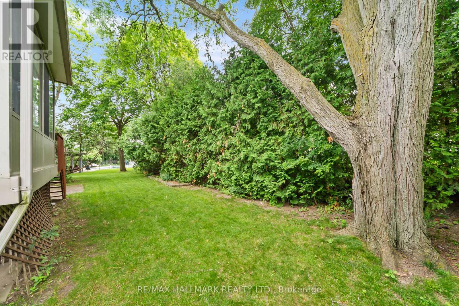 17 Greenyards Drive, Toronto, Ontario  M2M 2R7 - Photo 42 - C13657590