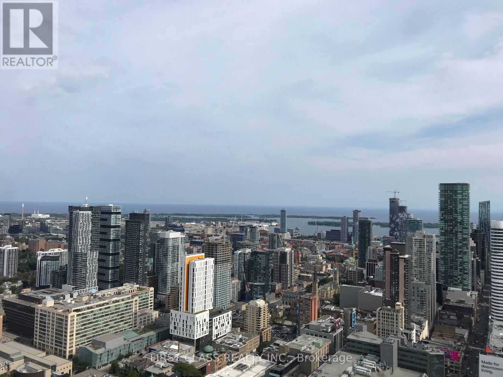 5102 - 386 YONGE STREET, Toronto, Ontario