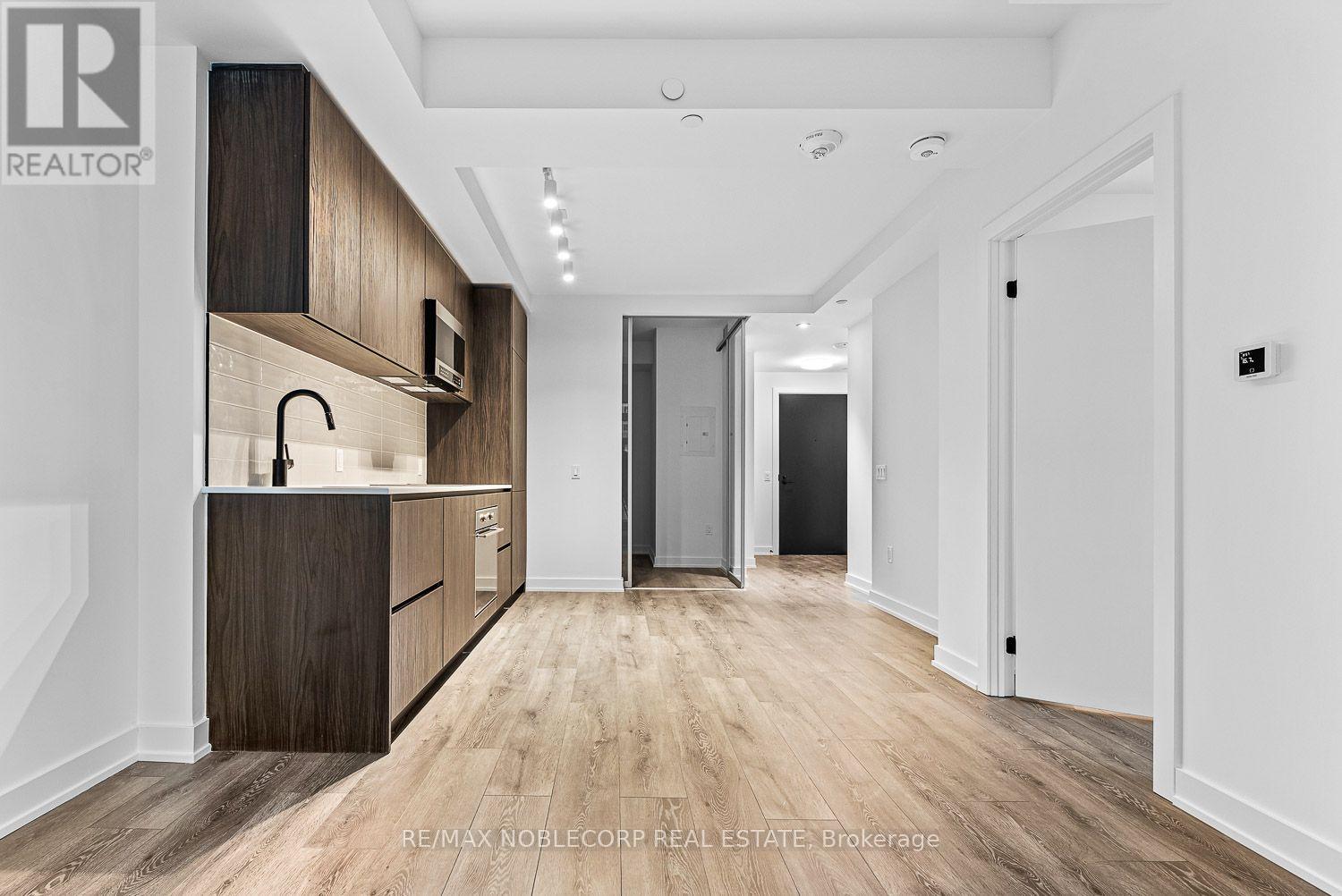 817 - 117 Broadway Avenue, Toronto, Ontario  M4P 1V3 - Photo 17 - C13657736