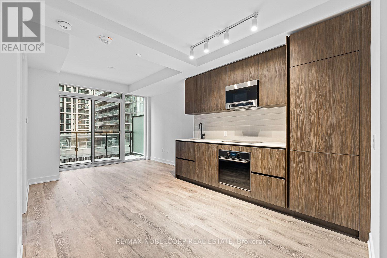 817 - 117 Broadway Avenue, Toronto, Ontario  M4P 1V3 - Photo 6 - C13657736