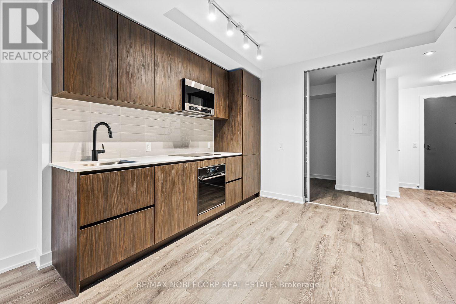817 - 117 Broadway Avenue, Toronto, Ontario  M4P 1V3 - Photo 8 - C13657736